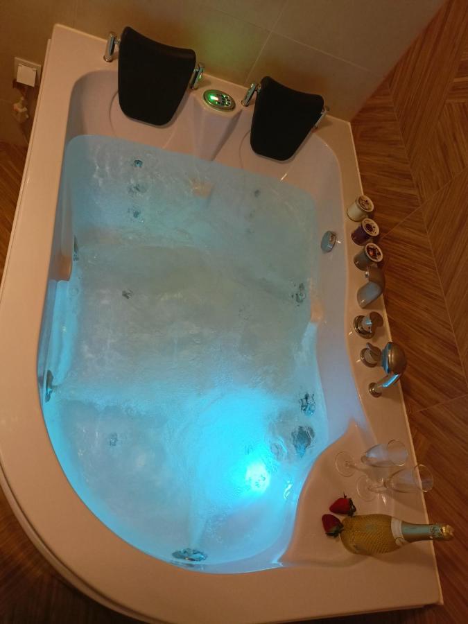 ラドムApartament Z Sauna I Jacuzziアパートメント エクステリア 写真